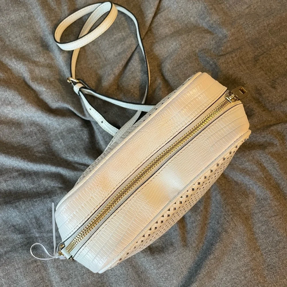 Juicy Couture White Crossbody Bag - Picture 5 of 5